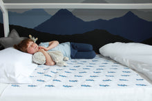 Load image into Gallery viewer, Lightning Hygge Bed Pad